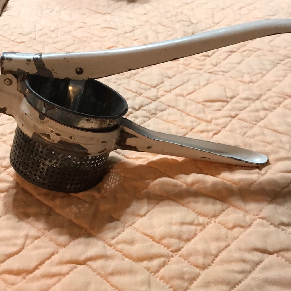 Potatoes Ricer